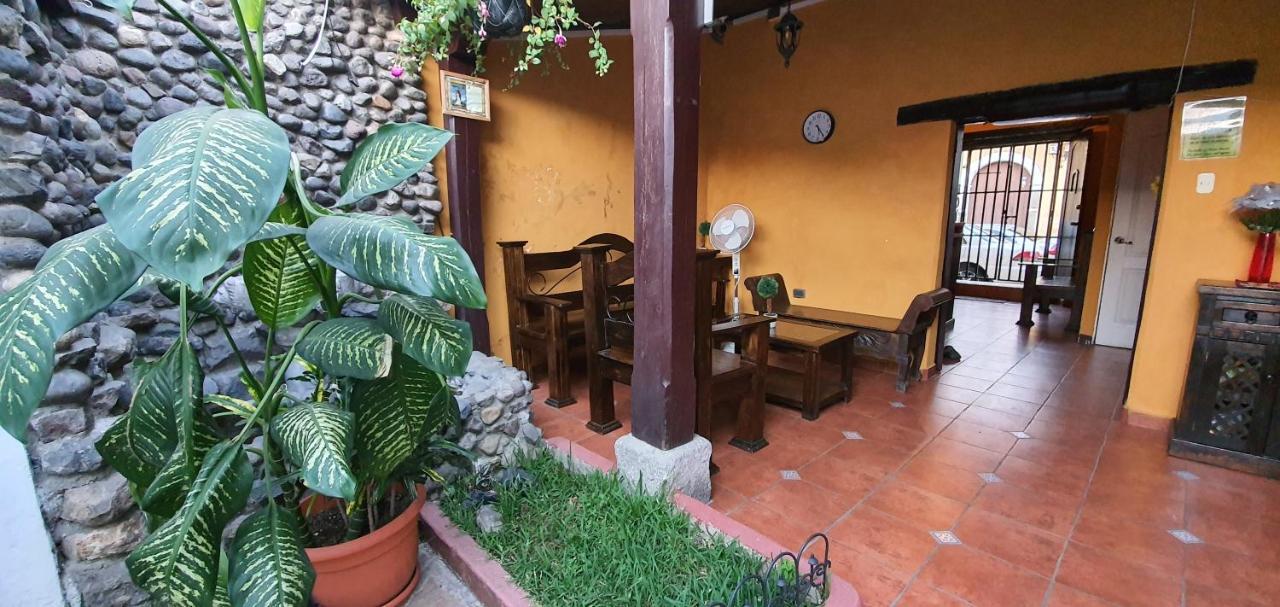 Hotel San Judas Tadeo Garden Antigua Екстер'єр фото